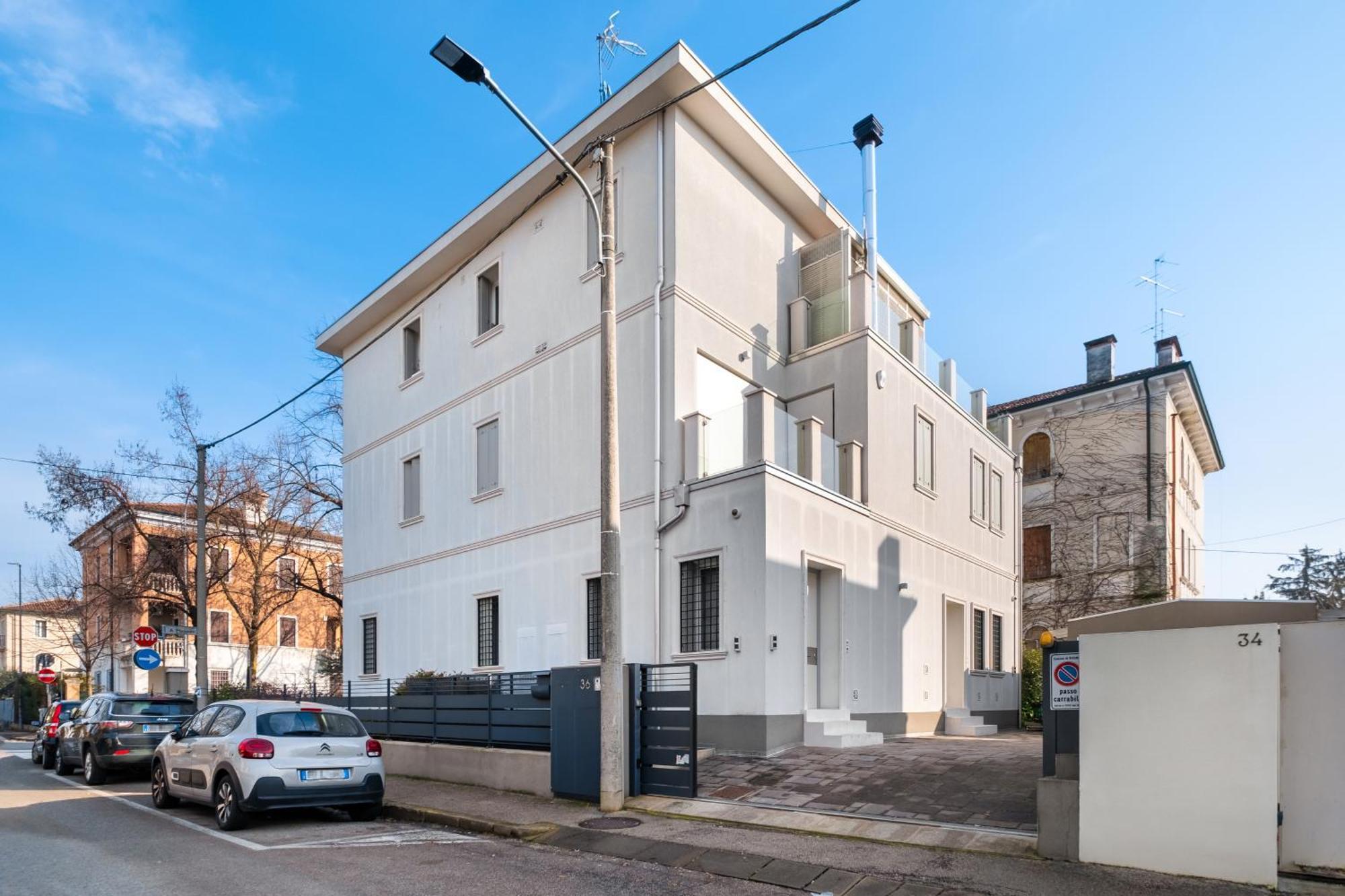 Civico 36 A Due Passi Dal Centro Apartment *